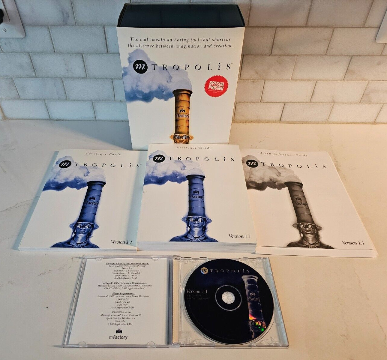 RARE VTG m Tropolis Multimedia Authoring Tool v 1.1 Manuals & 3.5″ Disks MAC
