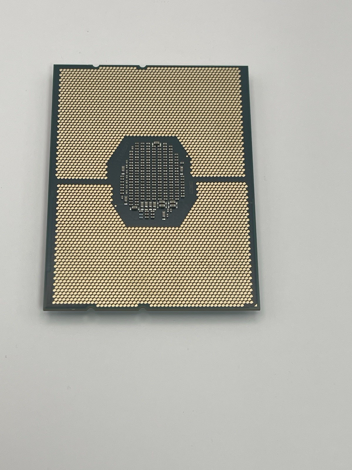 Intel Xeon Gold 5218R SRGZ7 20 Cores 2.1GHz 27.5 MB Cache LGA3647 125W Processor