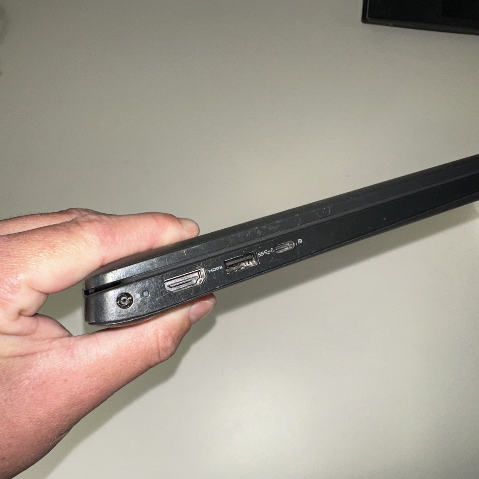 Dell Latitude 3420 14″ Laptop i5-1135G7, No RAM/Storage, Won’t Power on