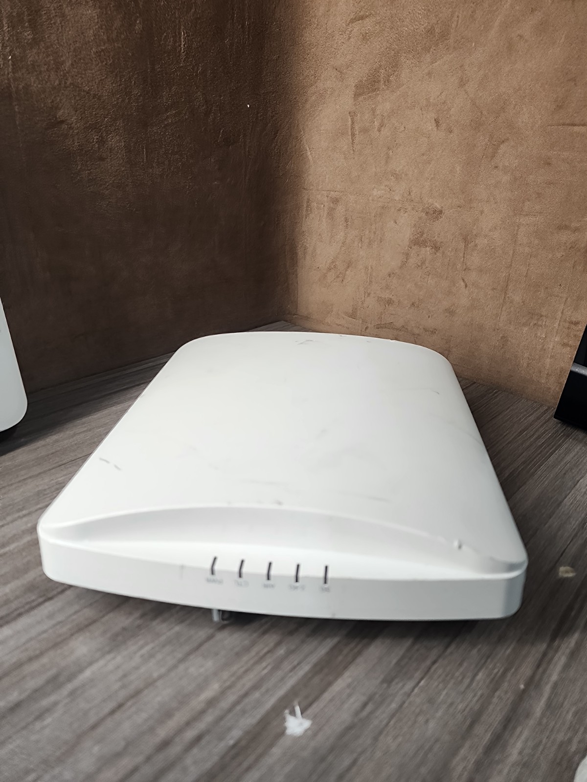 Access Networks A750 (Ruckus R750) Wi-Fi 6 Indoor Access Point – ANU-A750-US00