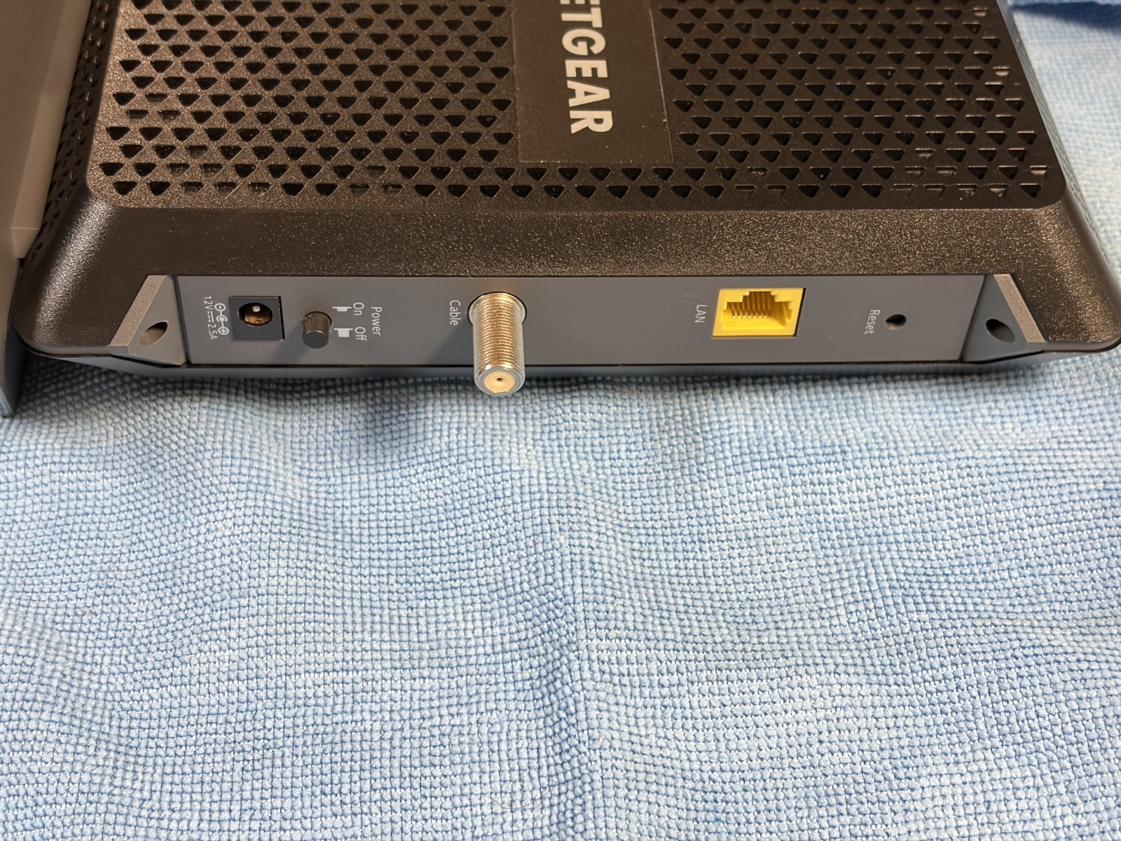 NETGEAR CM1000 1Gbps High Speed DOCSIS 3.1 Cable Modem + Original Power Cord