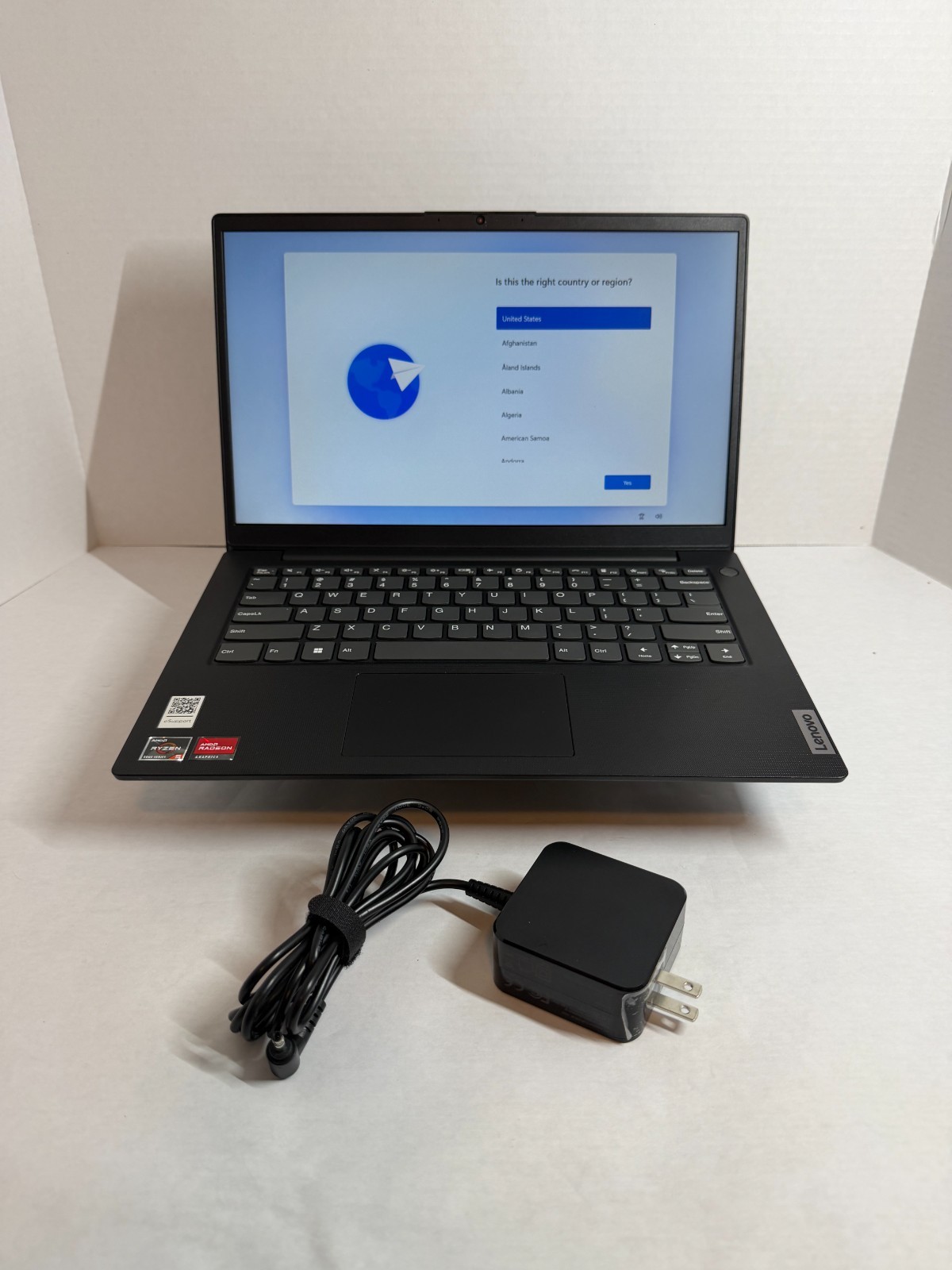 Lenovo V14 G2 AMD Ryzen 5 5500U 20GB RAM 256GB M.2 NVMe Windows 11 – Black S2