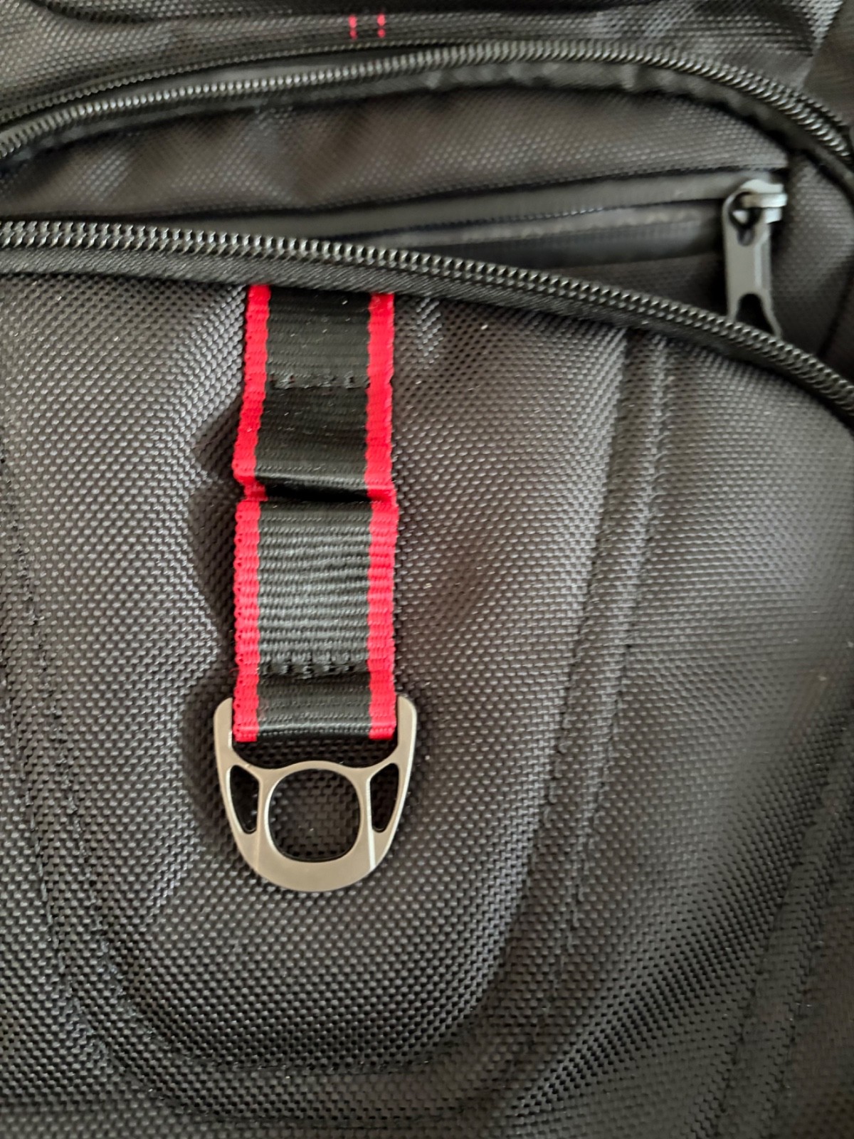 Kroser Black Solid Pattern Laptop Backpack with Padded Laptop Compartment.