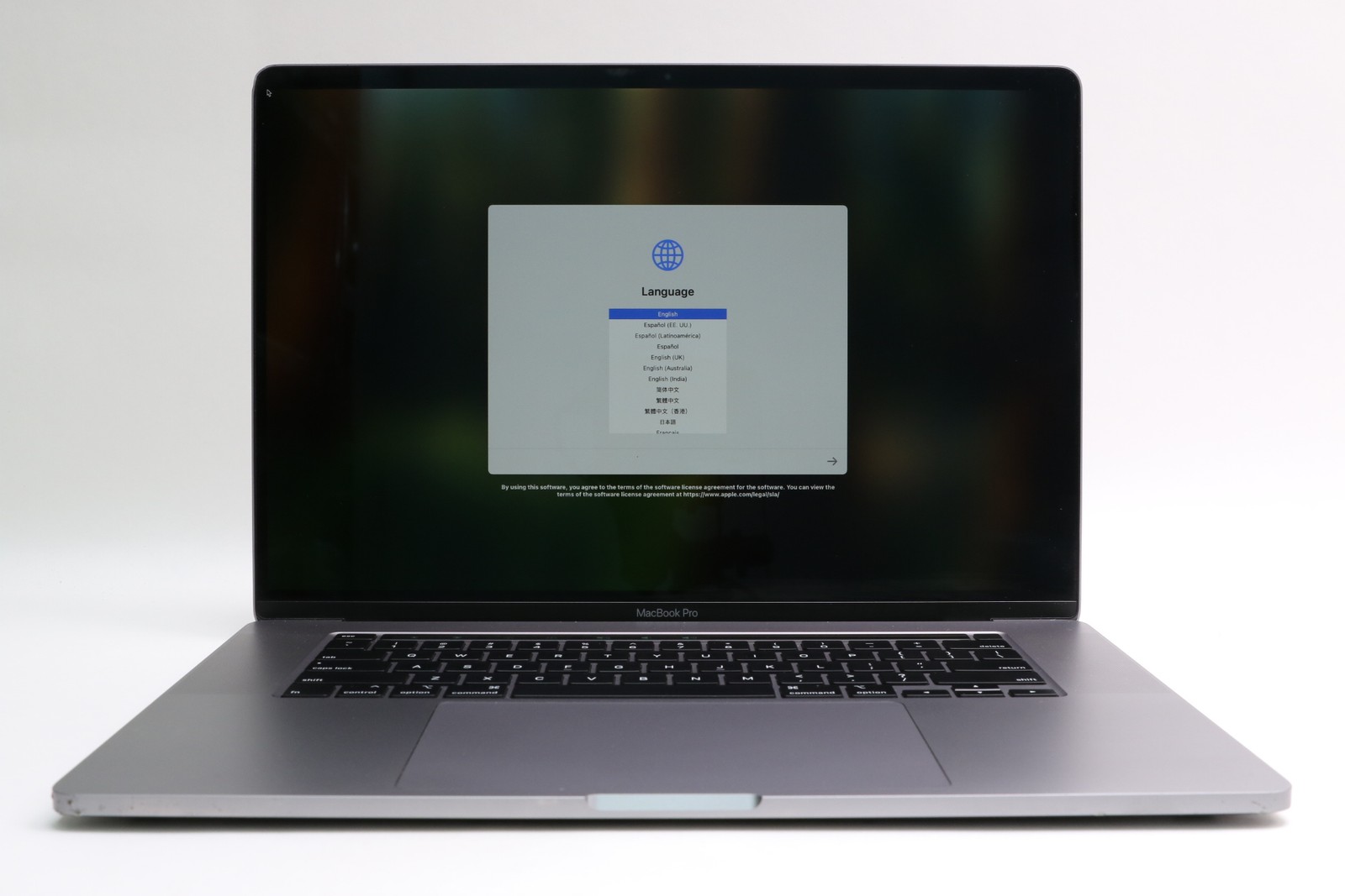 16″ 2019, MacBook Pro, MVVK2LL/A, i9-9980HK, 16GB, 1TB SSD, AMD Radeon Pro 5500M