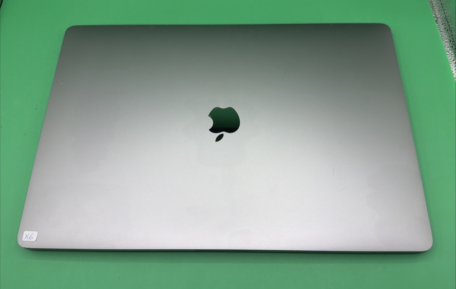 Apple MacBook Pro A2141 16″ 2019 Core i9 32GB 2TB SSD Latest Os Installed A Grad