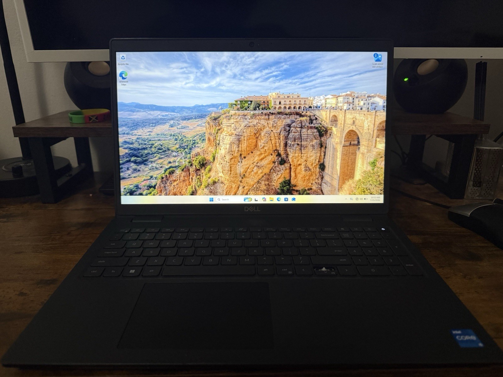Dell Latitude 3520 15.6″ Intel i5-1135G7, 16GB RAM, 256GB SSD, Windows 11 Pro