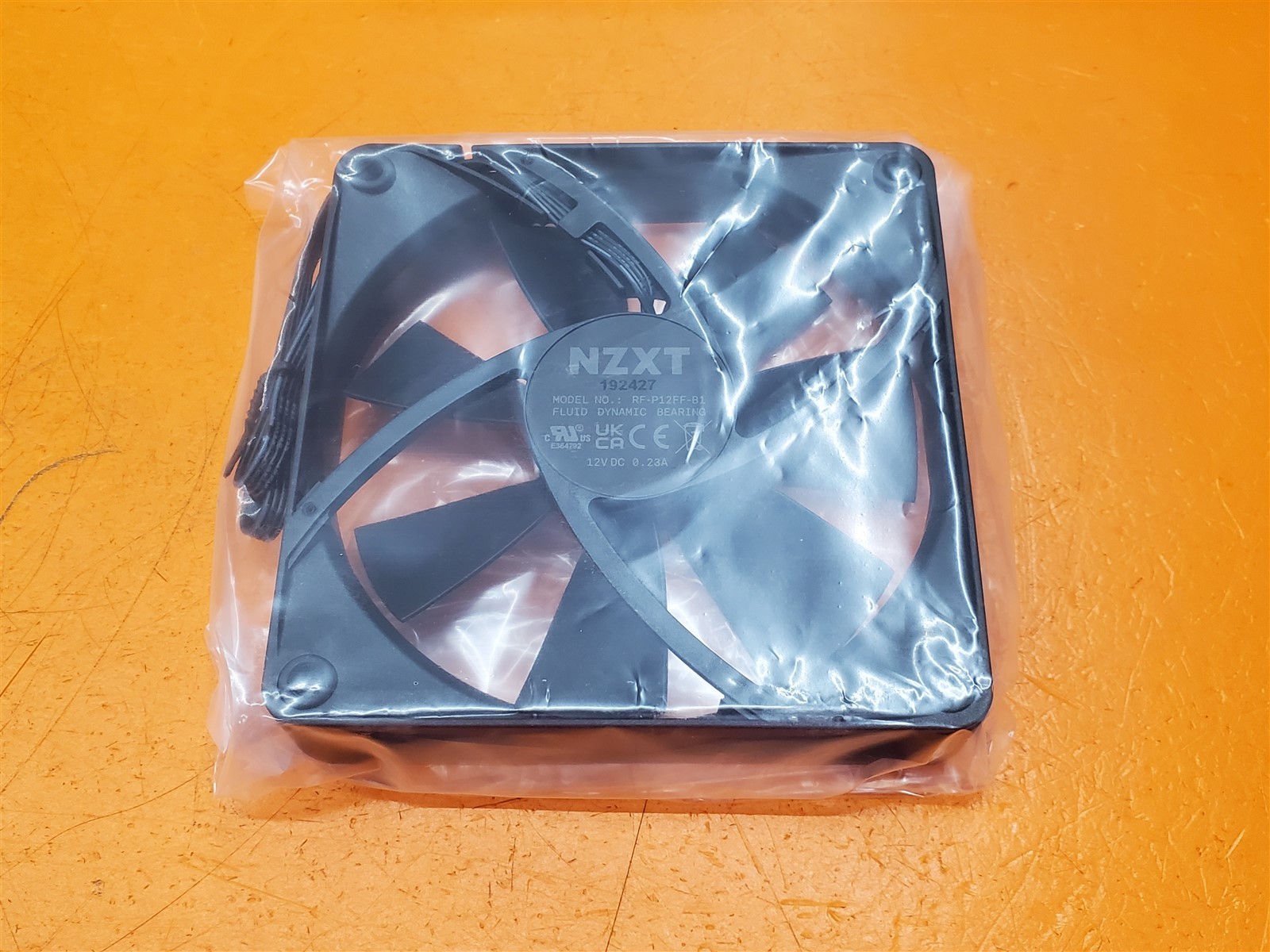 ⭐️⭐️⭐️⭐️⭐️ NZXT RF-P12FF-B1 120mm Static Pressure Fluid Dynamic Bearing Fan