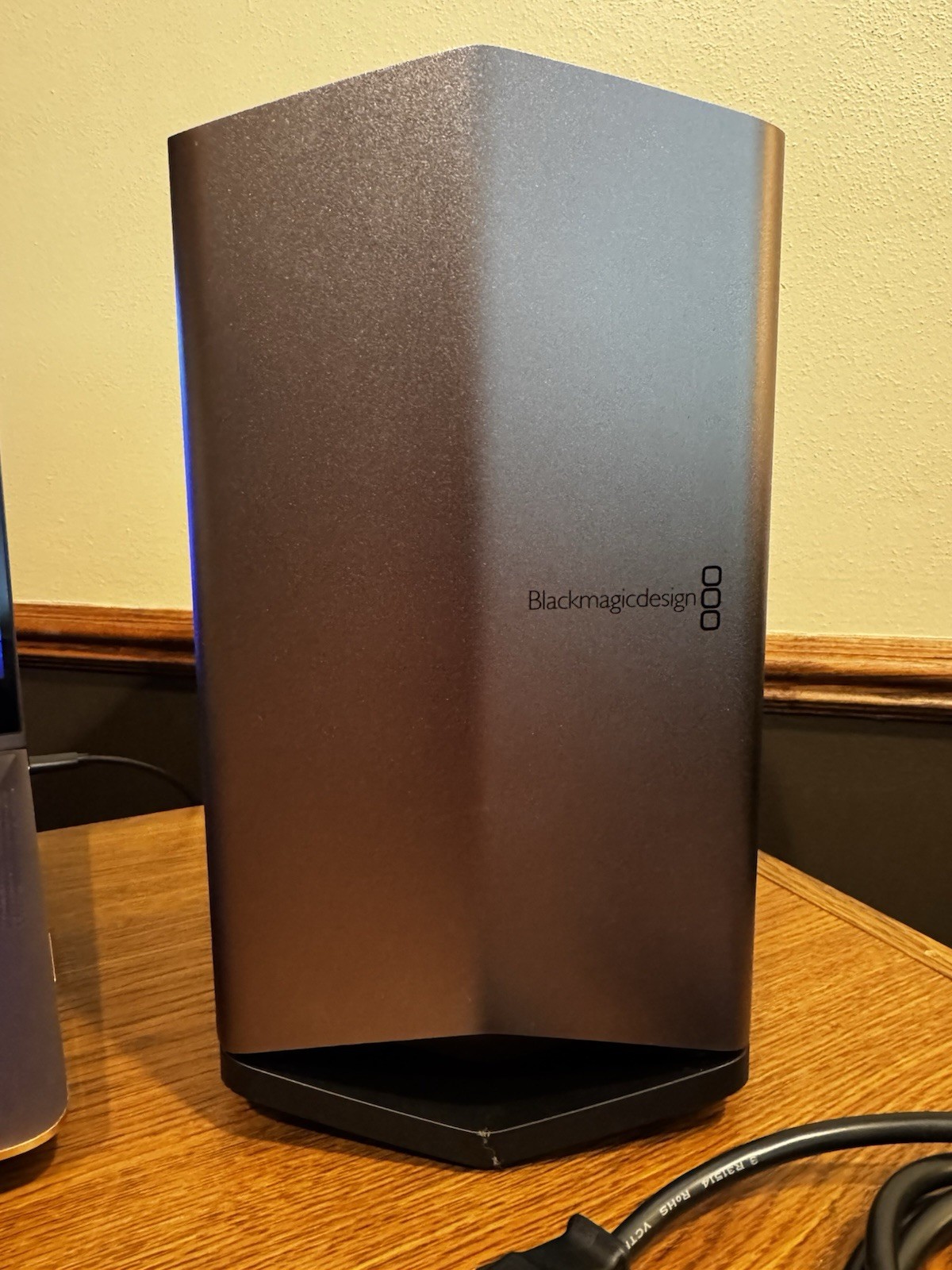BlackMagic eGPU – AMD RX580 8GB GDDR5 | Thunderbolt 3 Works On windows Or mac