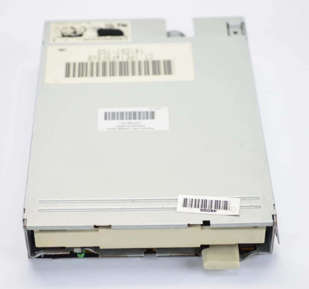 Various Manufacturer 3.5″ Internal 1.44 MB HD Floppy Disk Diskette Drive 20-Pin