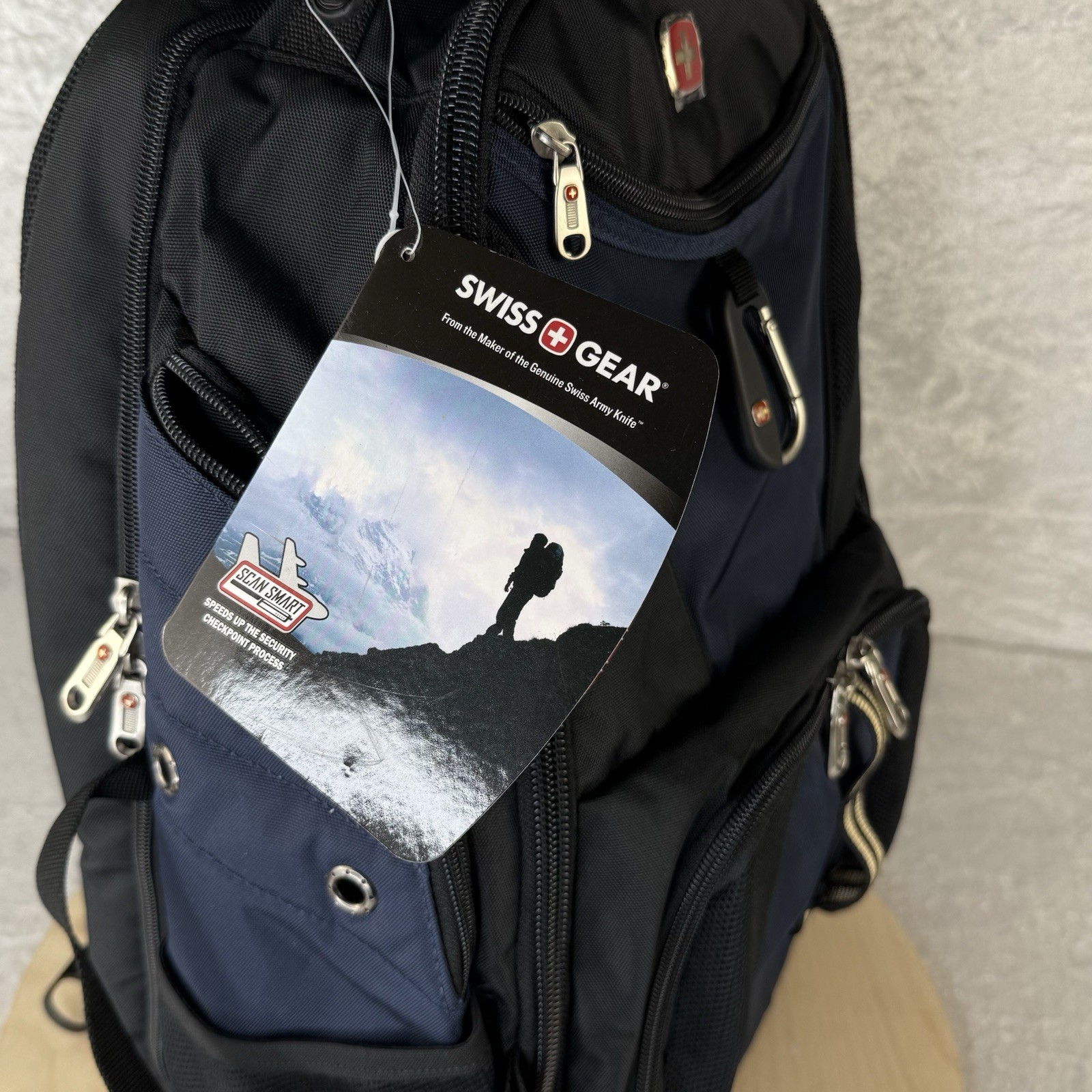 SwissGear ScanSmart 19″ Backpack – TSA 17″ Laptop – Blue & Black – New