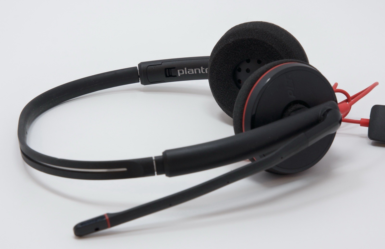Plantronics BLACKWIRE C3220 USB-C Over-the-Ear Headset – Black – 3220 Open Box