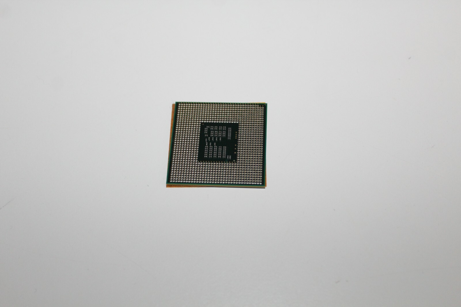 intel i3-370m Mobile CPU Processor SLBUK J032C079 Computer Part Piece Laptop Use