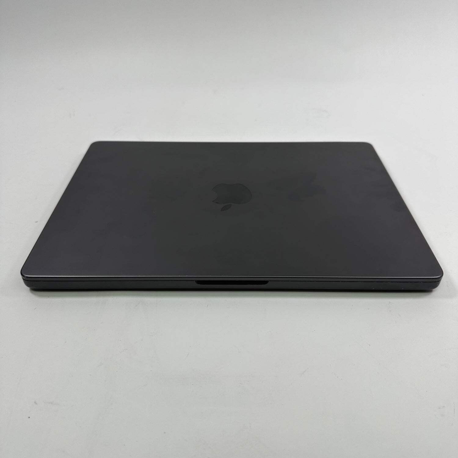 2023 Apple MacBook Pro 14″ M3 Pro 14C GPU 4.0GHz 18GB RAM 512GB SSD A2992