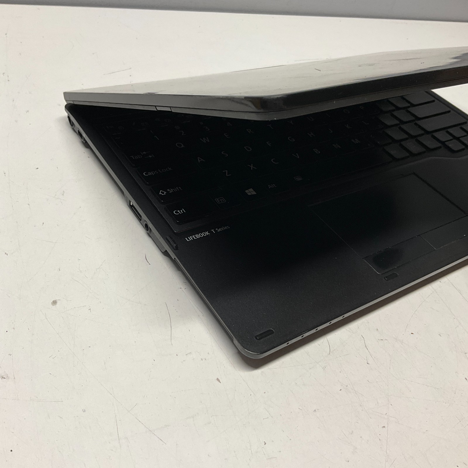 Fujitsu Lifebook T938 Laptop Intel Core i5-8250U @ 1.60 GHz 8GB 128GB SSD NO BAT