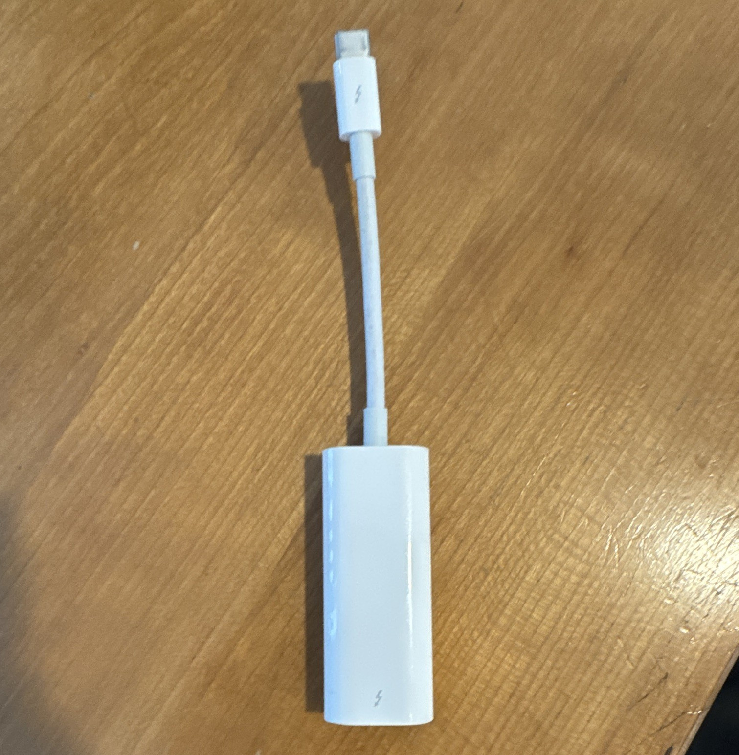 Apple A1790 Thunderbolt 3 USB-C to Thunderbolt 2 Adapter