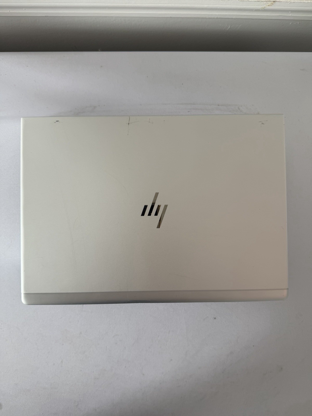 HP Elitebook 840 G6 Laptop – Good Screen – Intel i7 Gen 8 – RAM 8 GB – Read Des