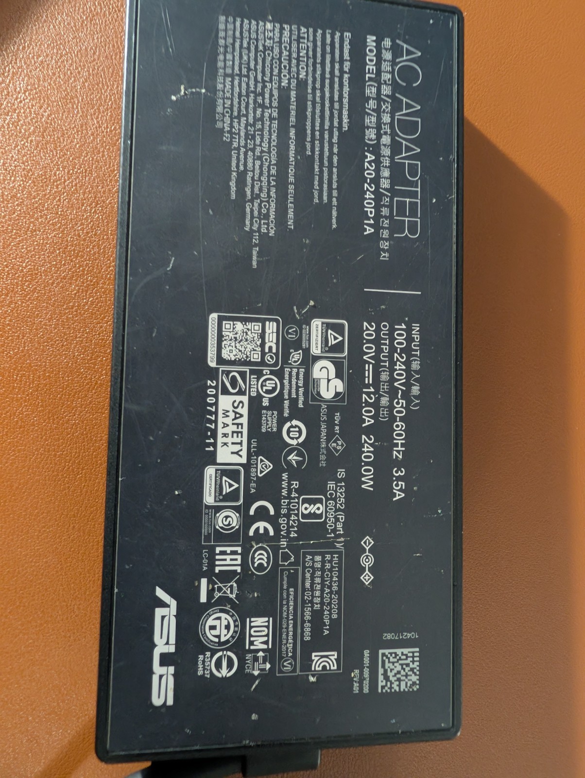Asus ROG Strix G713Q 17.3″ 144Hz RTX 3060 Ryzen 7 5800H 16GB RAM 1TB SSD Gaming