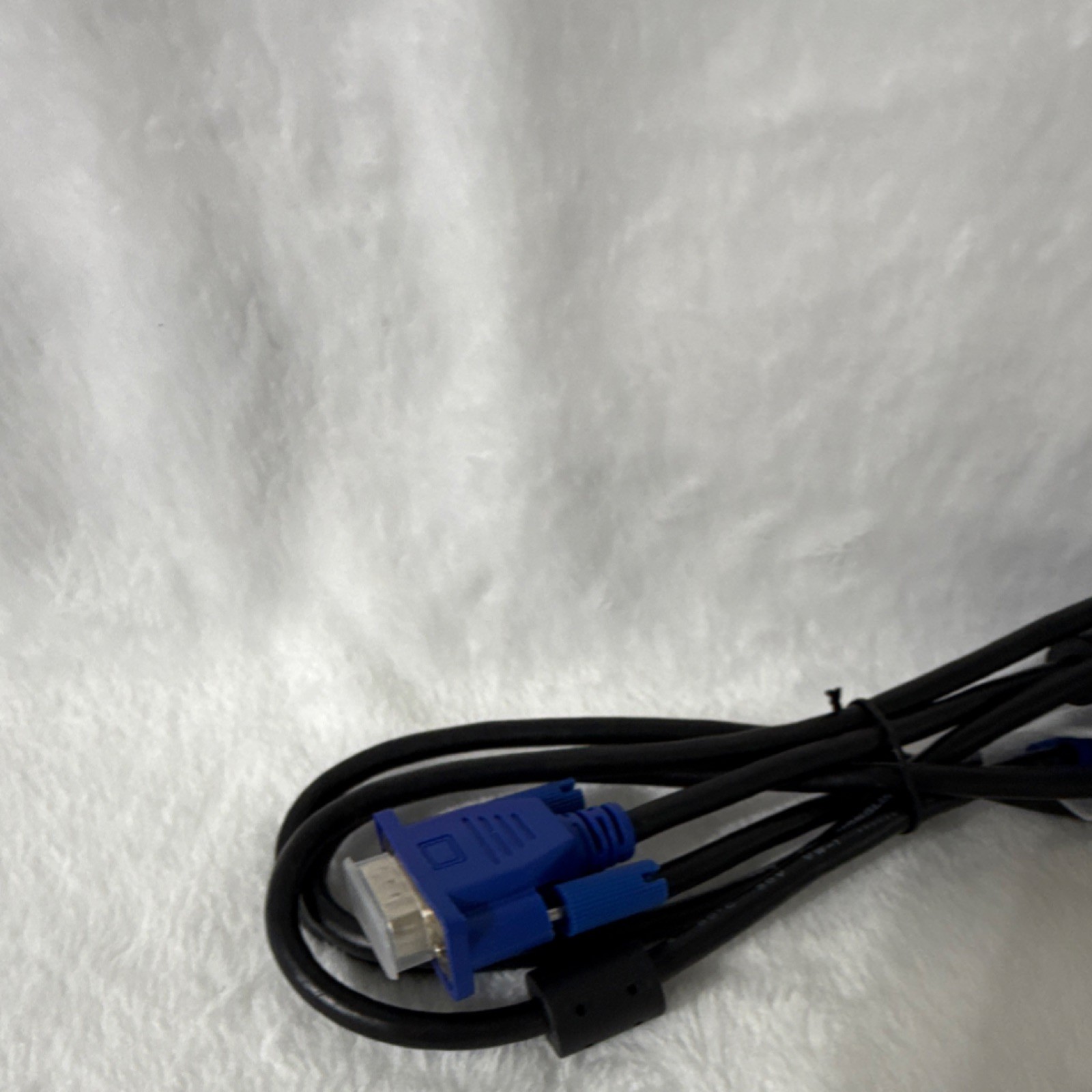VGA/SVGA D-Sub Male to Male Monitor Cable Black with Blue Connectors