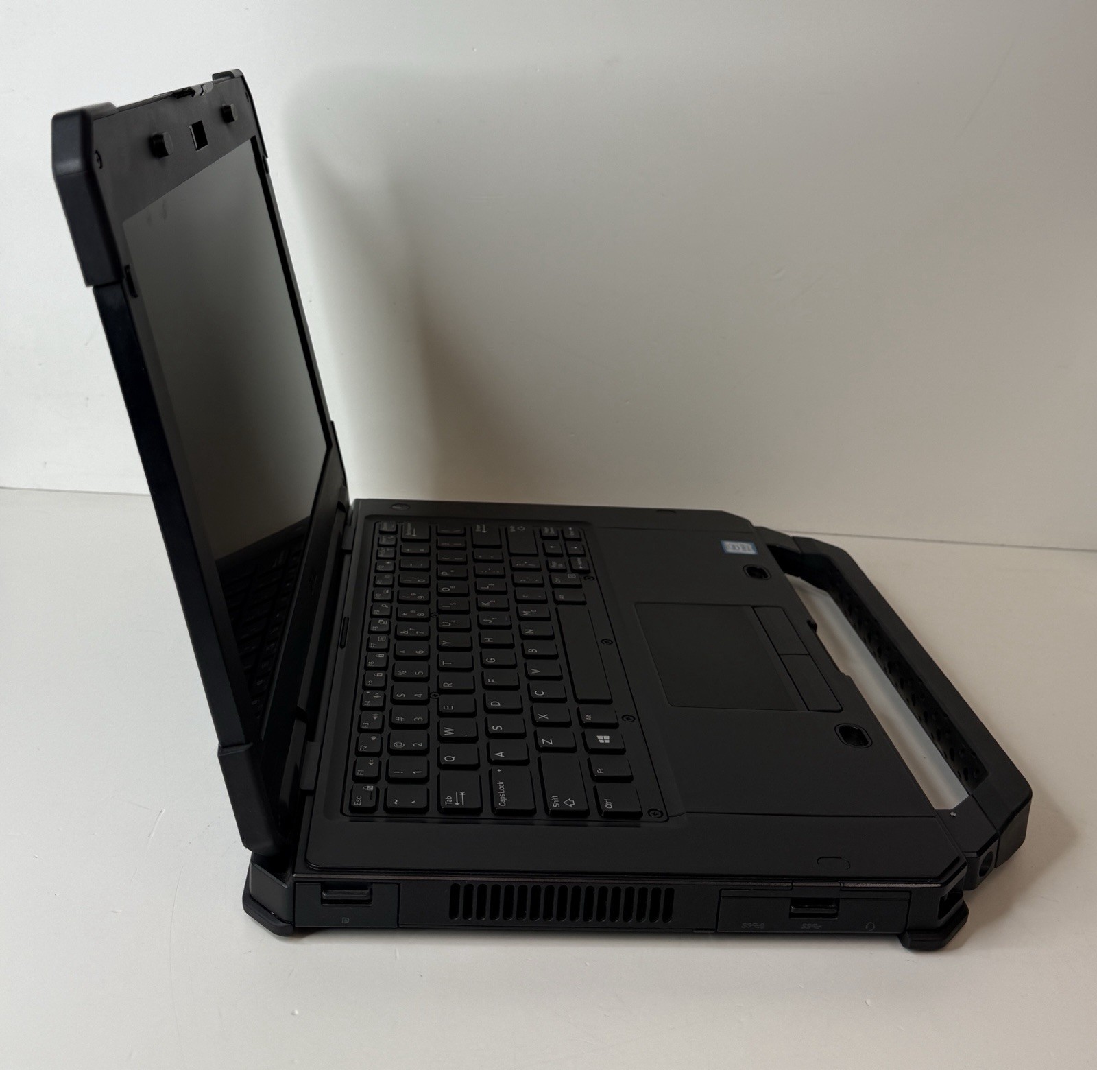 Dell Latitude 5420 Rugged 14″ i5-8350U 1.70GHZ 20GB RAM 512GB NVMe Win11Pro