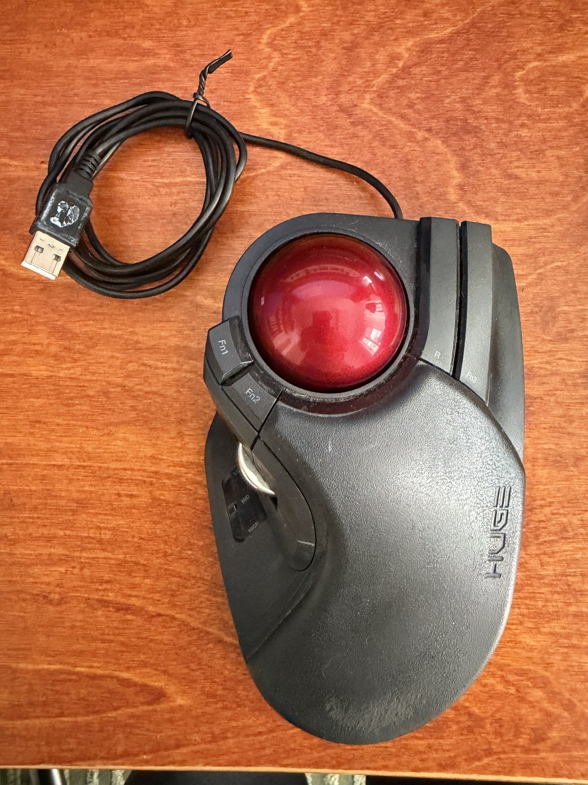 ELECOM HUGE Trackball Mouse Wired M-HT1UR BK