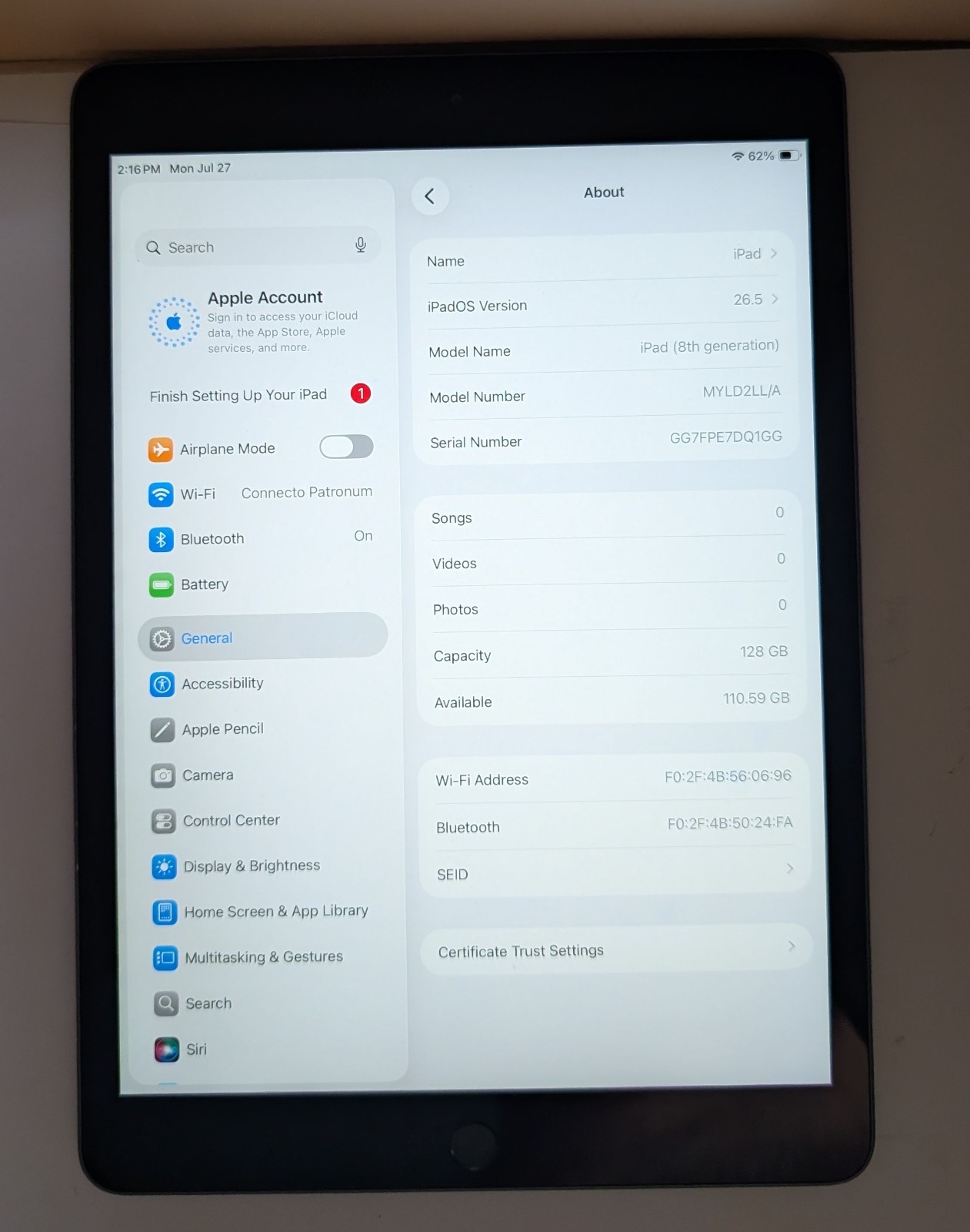 Apple iPad 8 Generation Wi-Fi 128 GB Space Gray A2270 8th