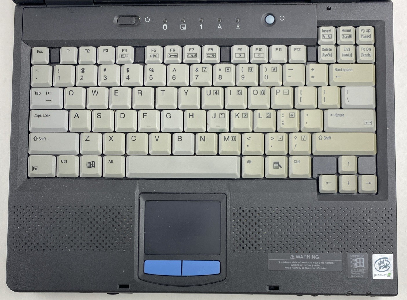 Compaq Armada E500 Intel Pentium III 0.50GHz 320MB RAM 12.1″ No Battery/HDD/OS