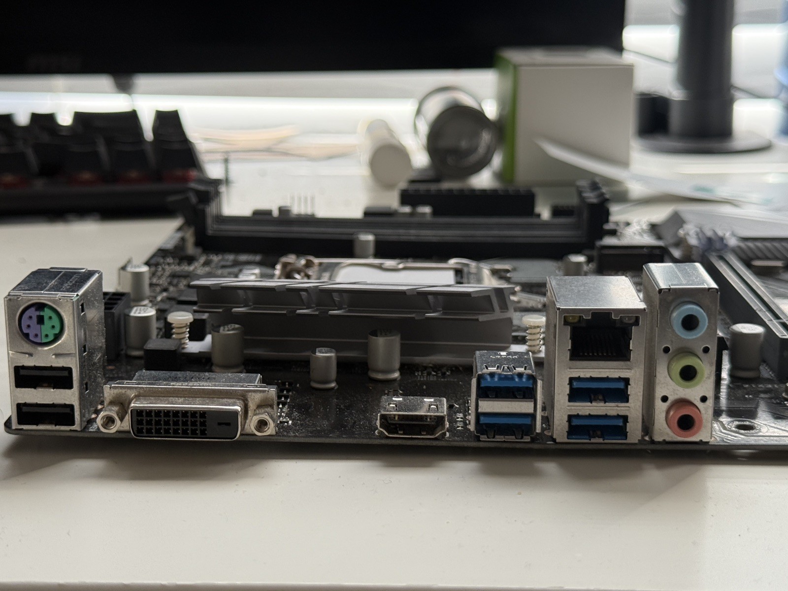 Asus PRIME Z-370 P desktop Motherboard