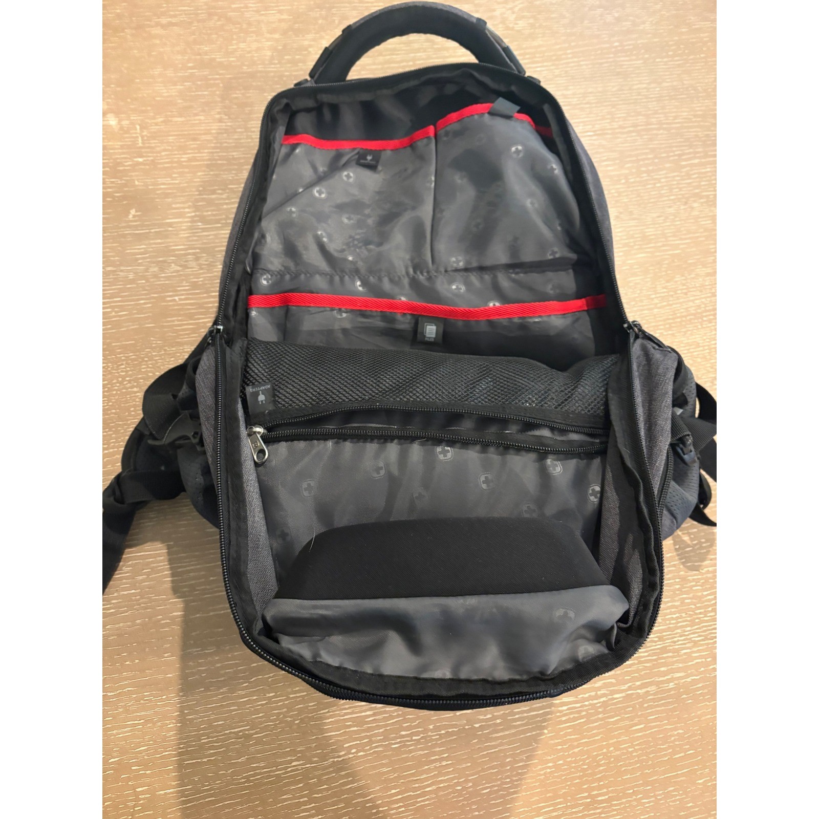 SWISSGEAR 3760 ScanSmart Laptop Backpack Gray Travel School Bookbag EUC