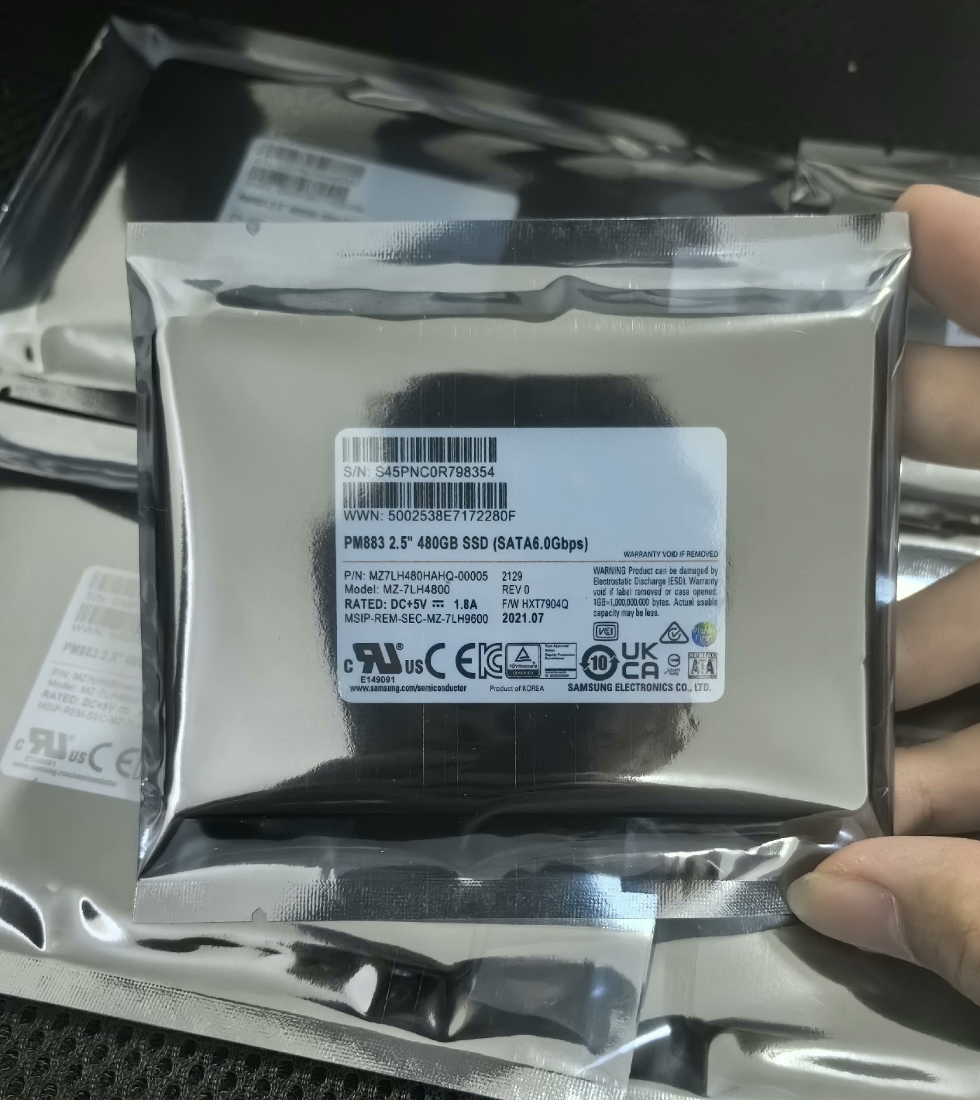 Samsung PM883 480GB SSD 2.5″ 6Gbps SATA MZ7LH480HAHQ-00005 Solid State Drive