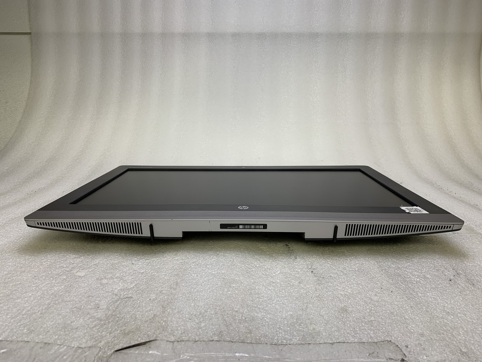 HP EliteOne 800 G2 23-in AiO Core i7-6700 3.4GHz 8GB RAM NO HDD NO OS No stand