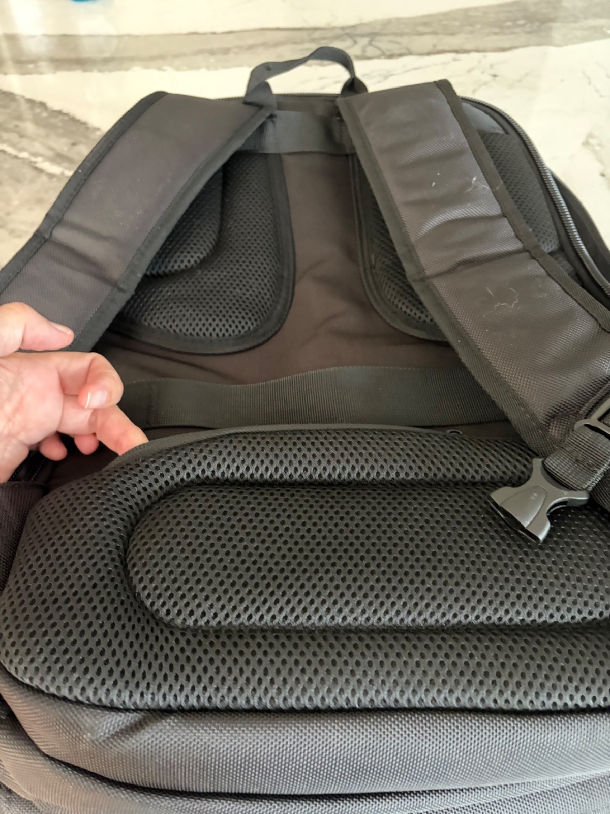 Kroser Black Solid Pattern Laptop Backpack with Padded Laptop Compartment.