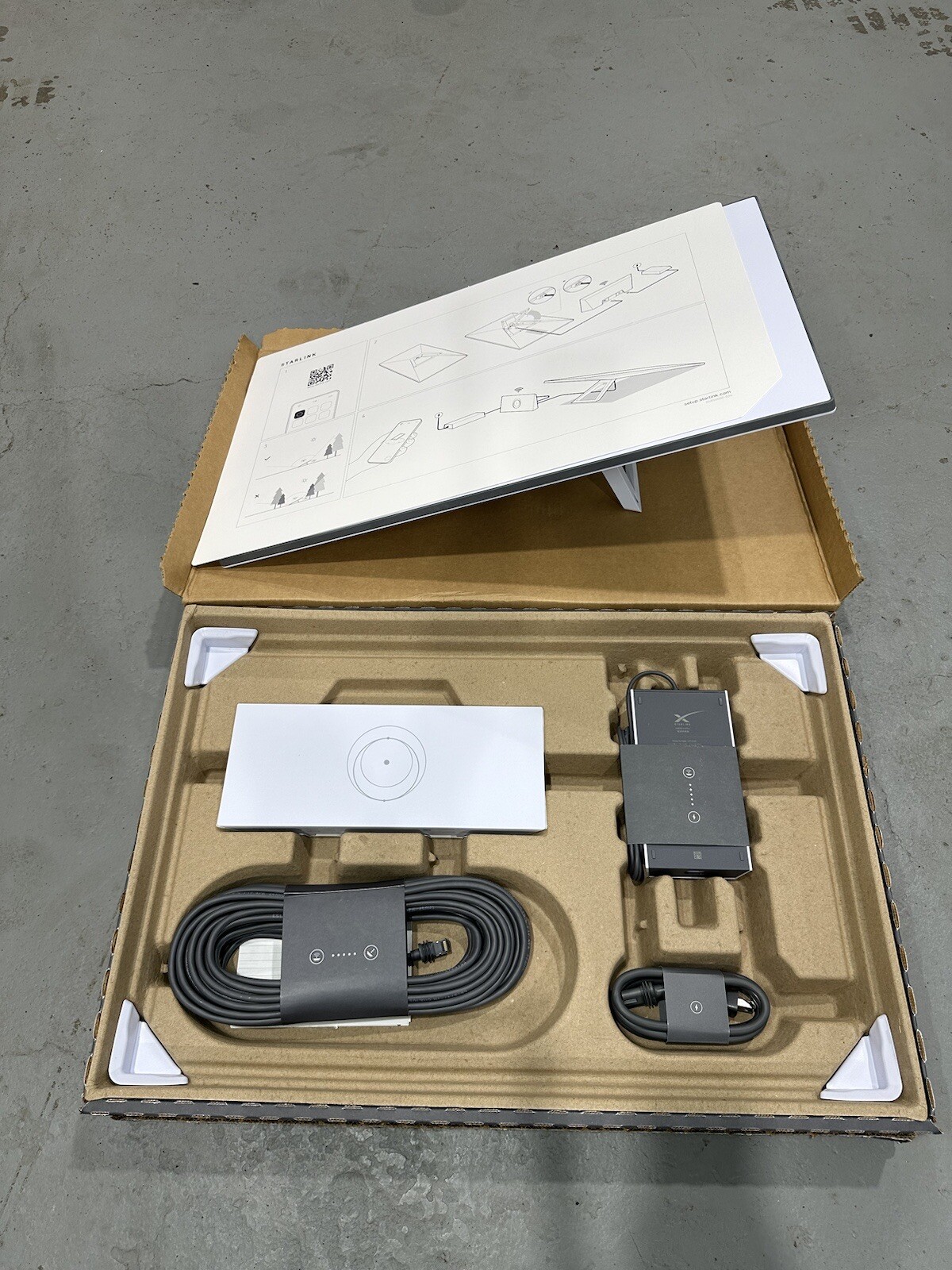 STARLINK ROAMING KIT GEN 3 DISH WITH ROUTER UTA-232 + UTR-232 – WORLDWIDE SHIP