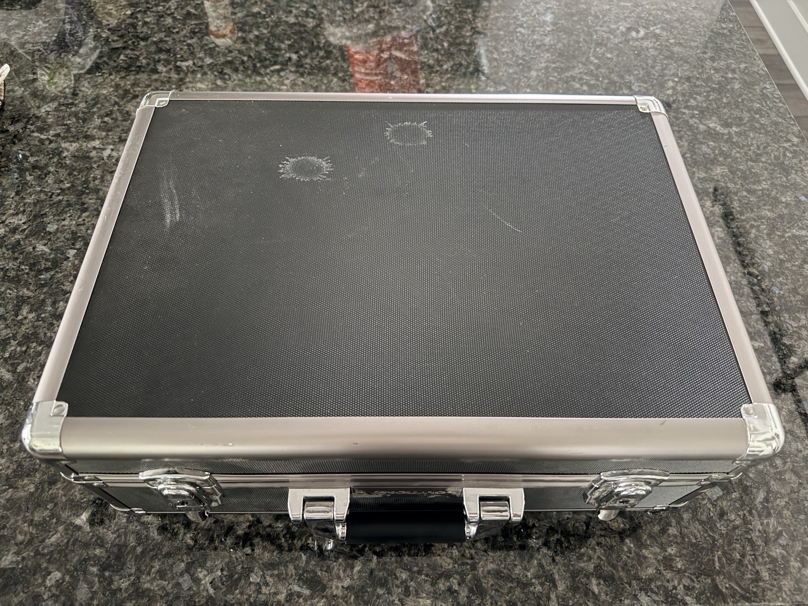 InFocus IN34 DLP Projector Hard Case New Remote Tested Bright VGA S-Video