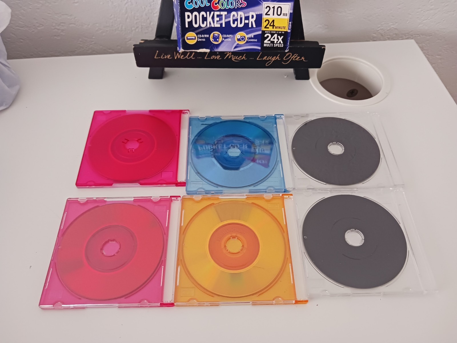 Memorex 6-Pack Cool Colors Pocket CD-R (210MB/24Min./Up To 24x Multi Speed)
