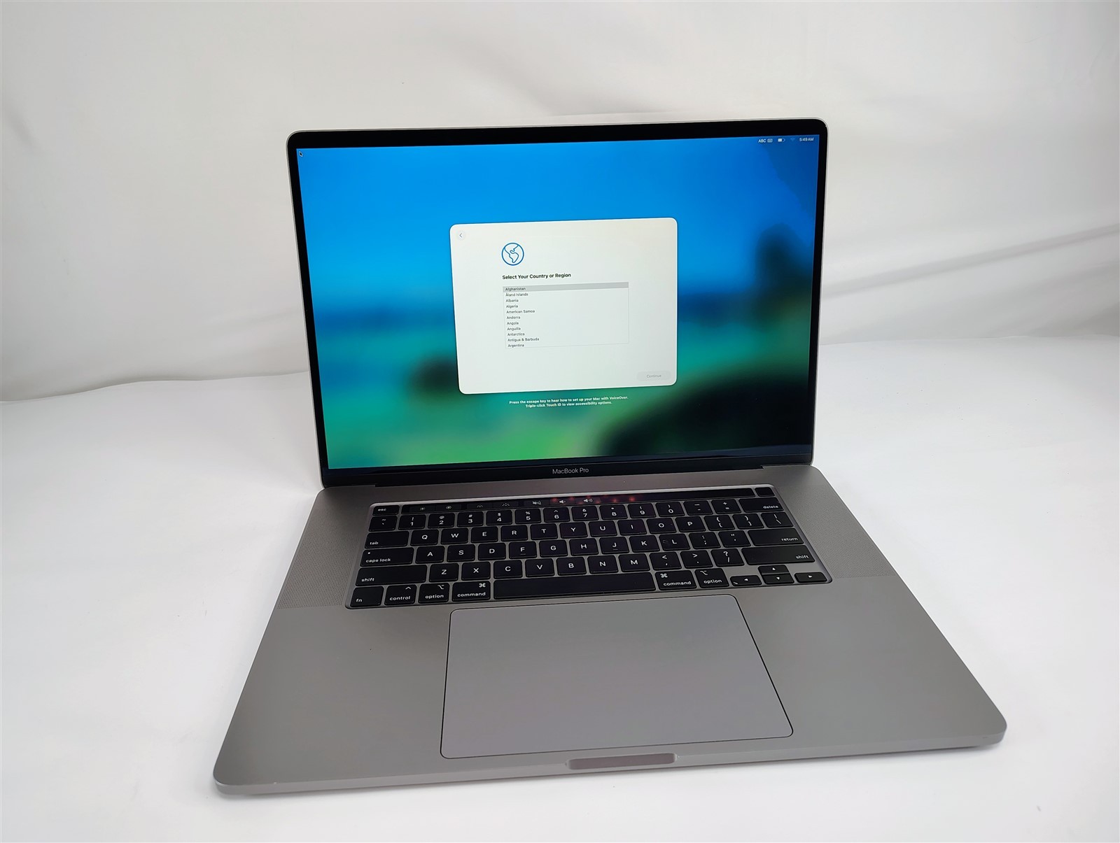 Apple MacBook Pro 16″ 2019 i7 2.6GHz 16GB 500GB SSD Radeon 5500M