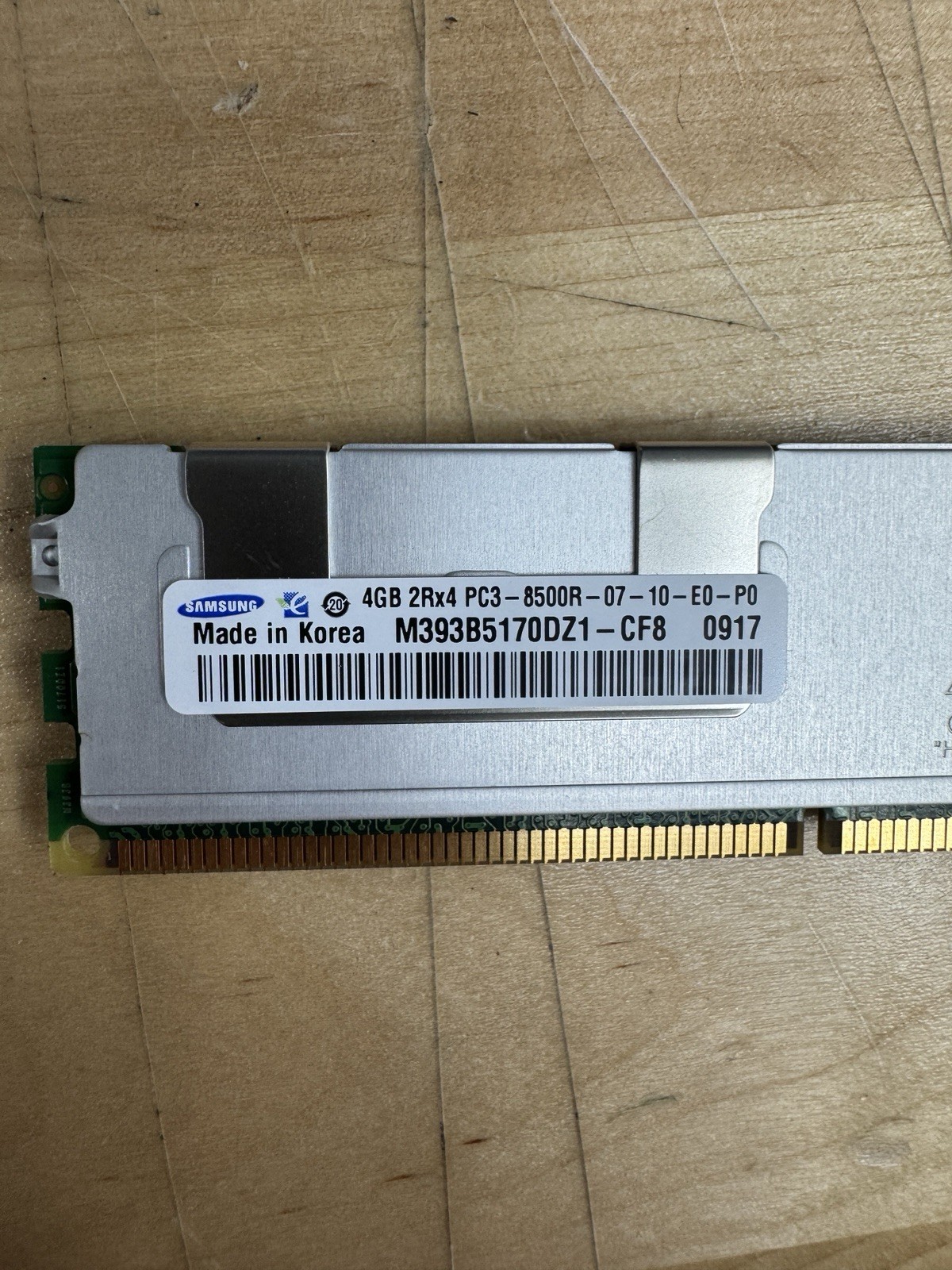 Samsung 4GB 2Rx4 DDR3-1066MHz PC3-8500R ECC Server RAM M393B5170EH1-CF8