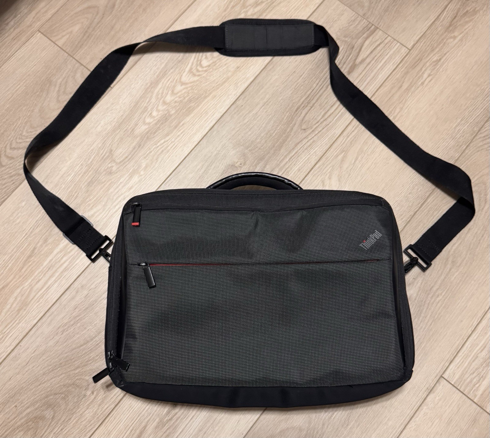 ThinkPad Black Nylon Padded Shoulder Messenger Bag for 15″ Laptop