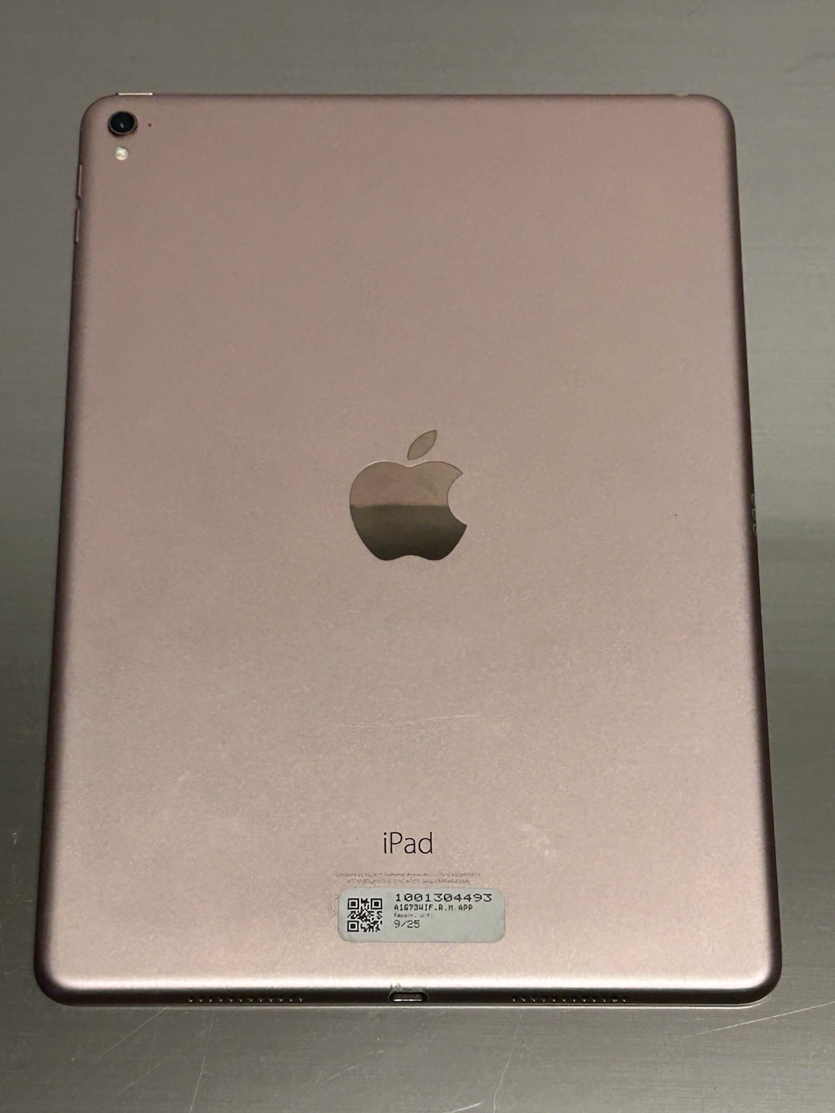Apple iPad Pro 9.7 32 128GB A1673 A1674 Logic Board Motherboard With Touch ID.