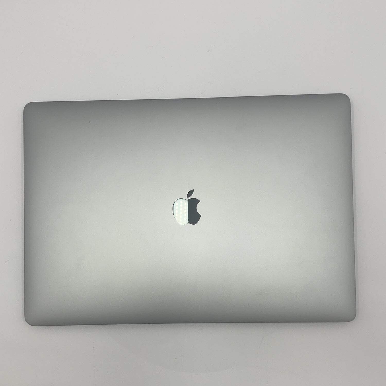 2019 Apple MacBook Pro 16″ i9 2.3GHz 16GB RAM 8TB SSD Silver A2141