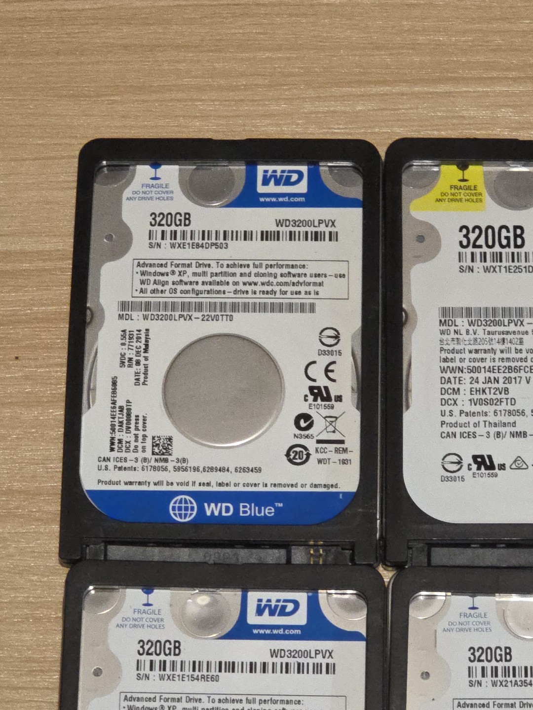 LOT 4 Western Digital WD3200LPVX 320GB 5400RPM 2.5″ SATA 3.0Gb/s Hard Drives HDD