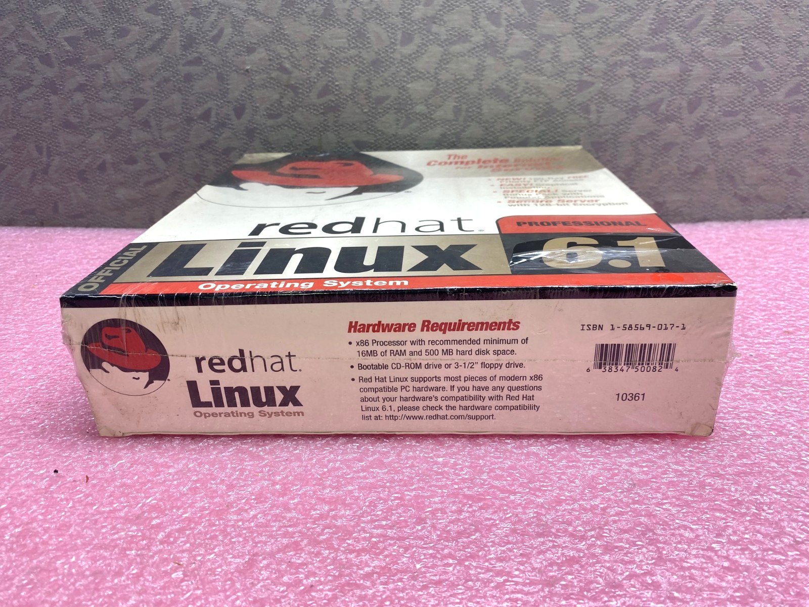 VINTAGE REDHAT LINUX 6.1 OPERATING SYSTEM AND CD’S FACTORY SEALED 1999