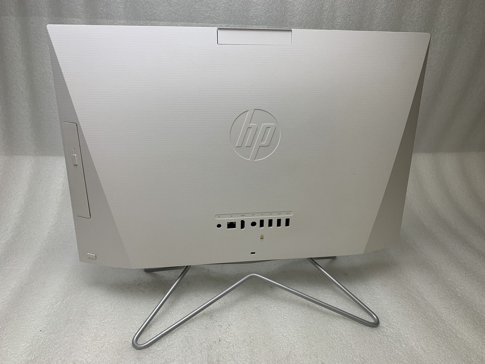 HP All-in-One 24-dd0xxx 24″ Core i3-1005G1 1.2GHz 8GB RAM 256GB SSD NO OS