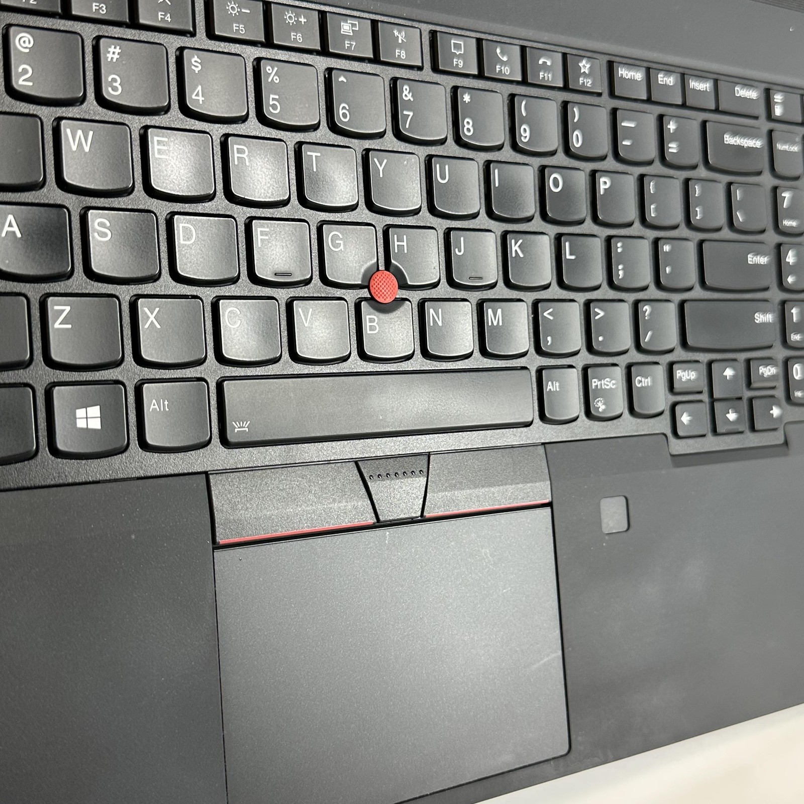 Lenovo ThinkPad T15 Gen 1 FHD i5-10210U 1.60GHz 8GB 256GB SSD Good FRAME GAP