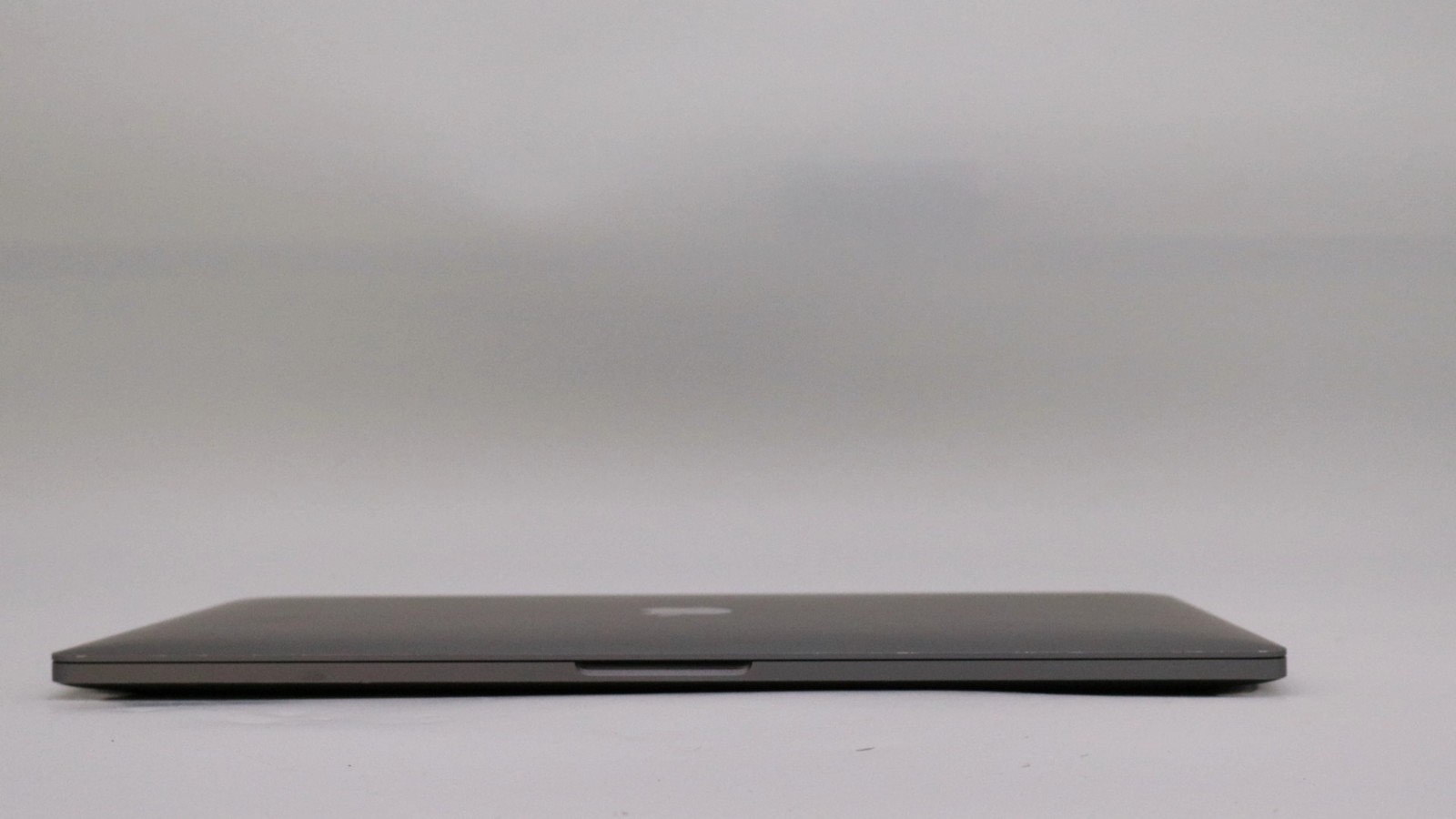 Apple Macbook Pro 15″ i9-9980HK 32GB 512GB – Very Good