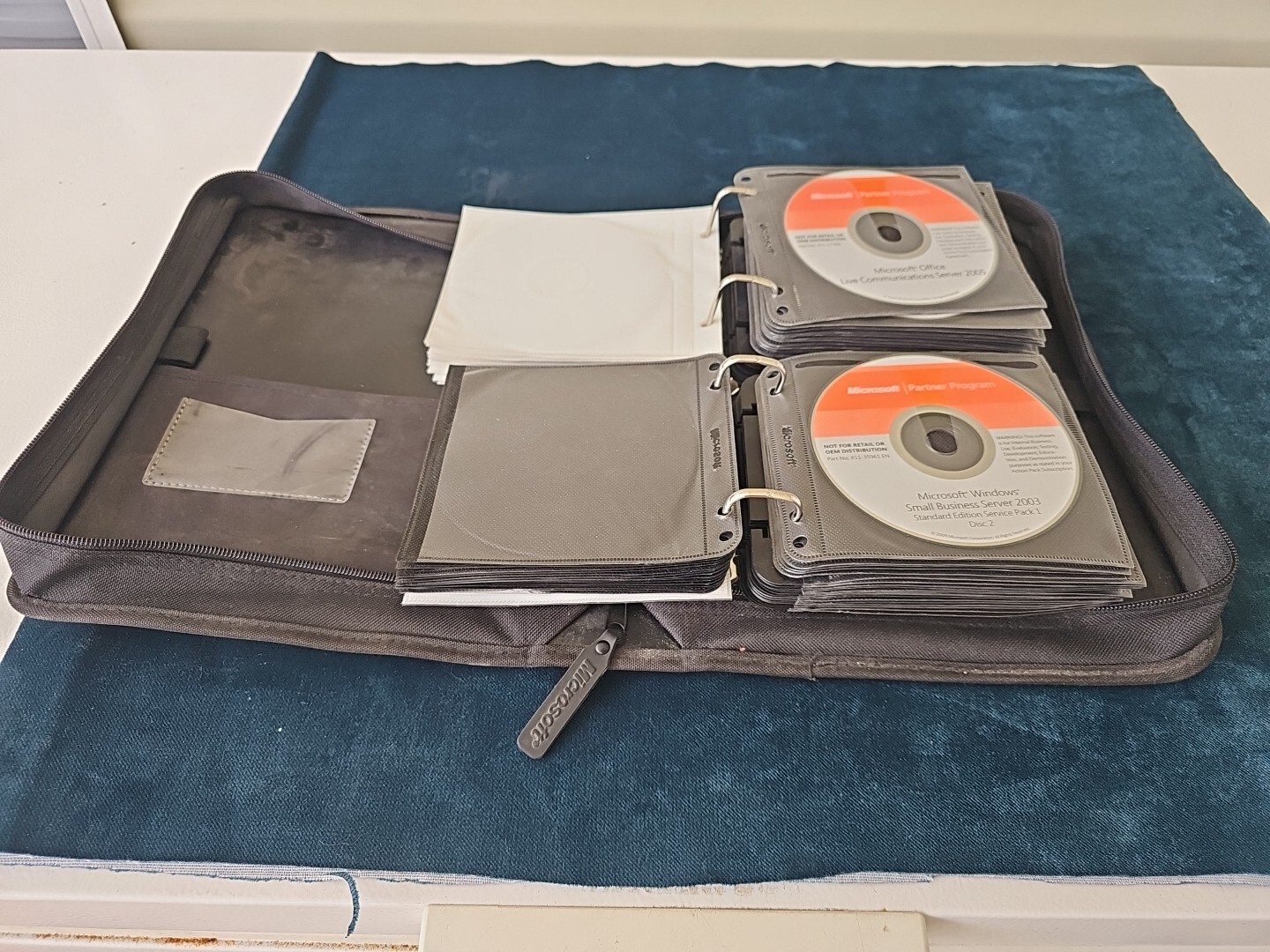 Microsoft Action Pack Subscription W/78 CDs & keys