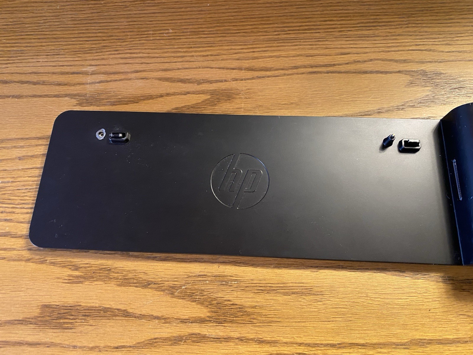 HP Ultra Slim Dock 2013 Docking Station (D9Y32AA#ABA) with 65W Adapter