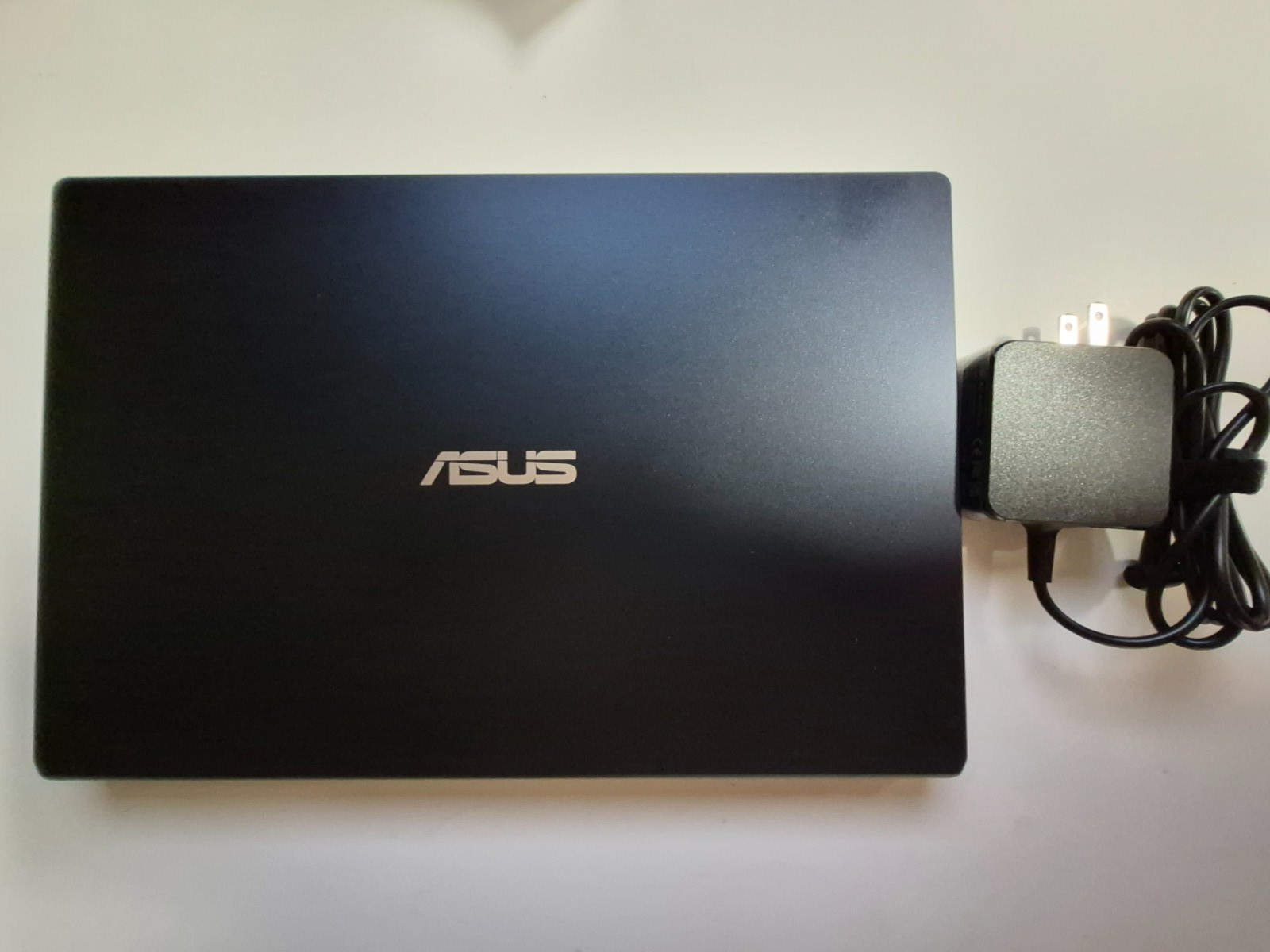 ASUS Vivobook Go 14 (E410KA) Like New!