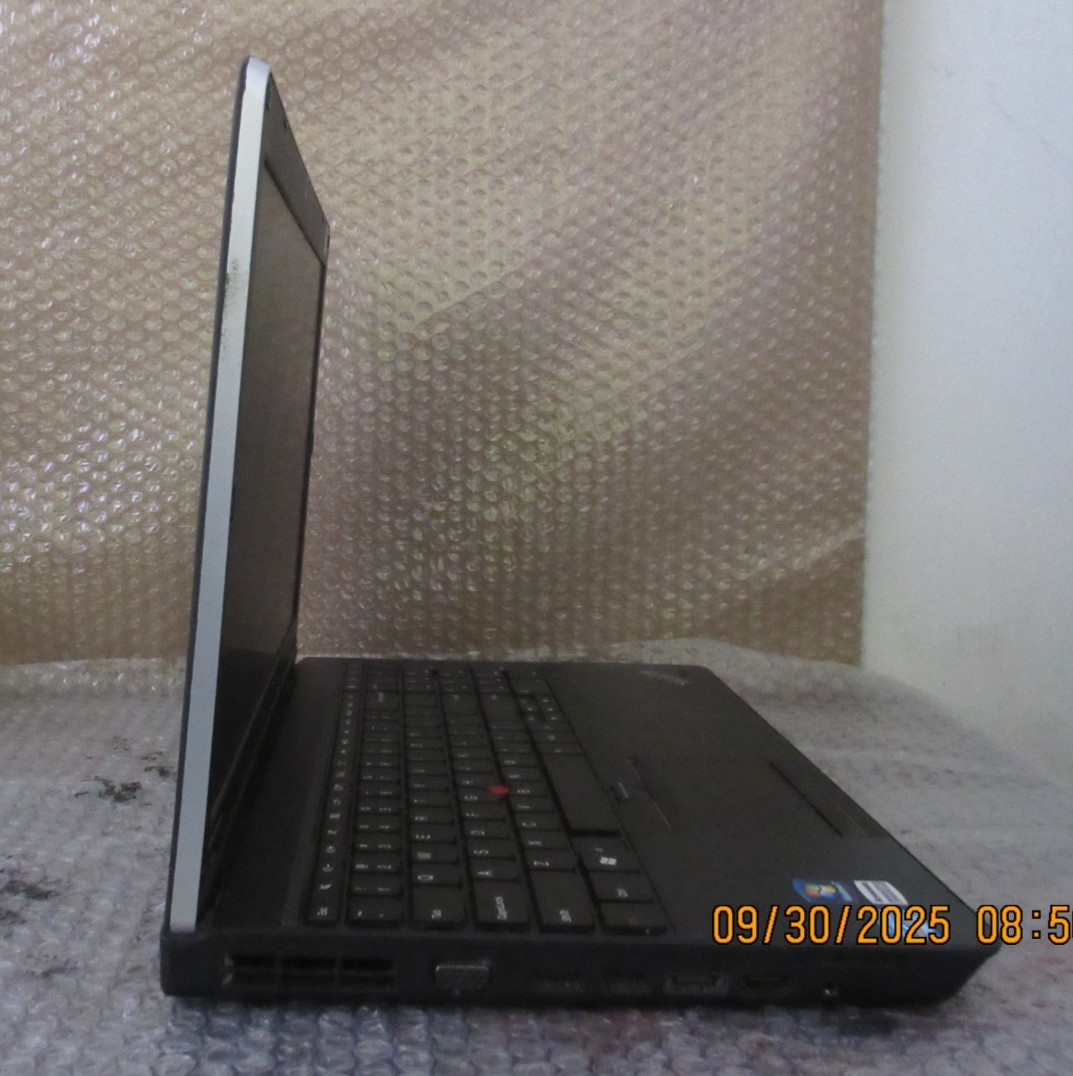 Lenovo Thinkpad E520 15.6″ Laptop Intel i3-2310M 2.3GHz 8GB RAM NO HDD/OS *READ*