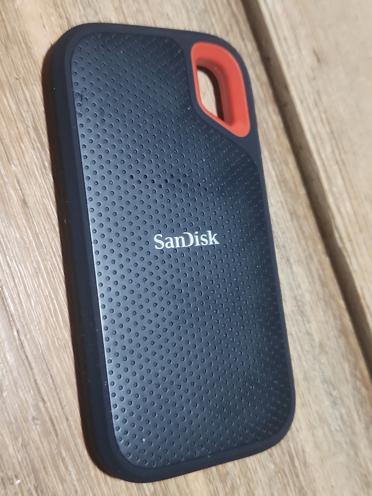 SanDisk SDSSDE60-250G-G25 Extreme Portable 250 GB SSD