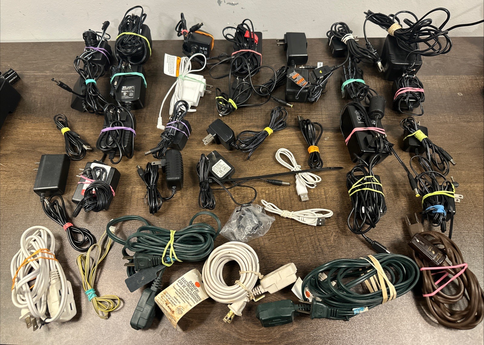 Lot Of Random Cords, Cables, and Other Tech For Electronics Printers Phones G95